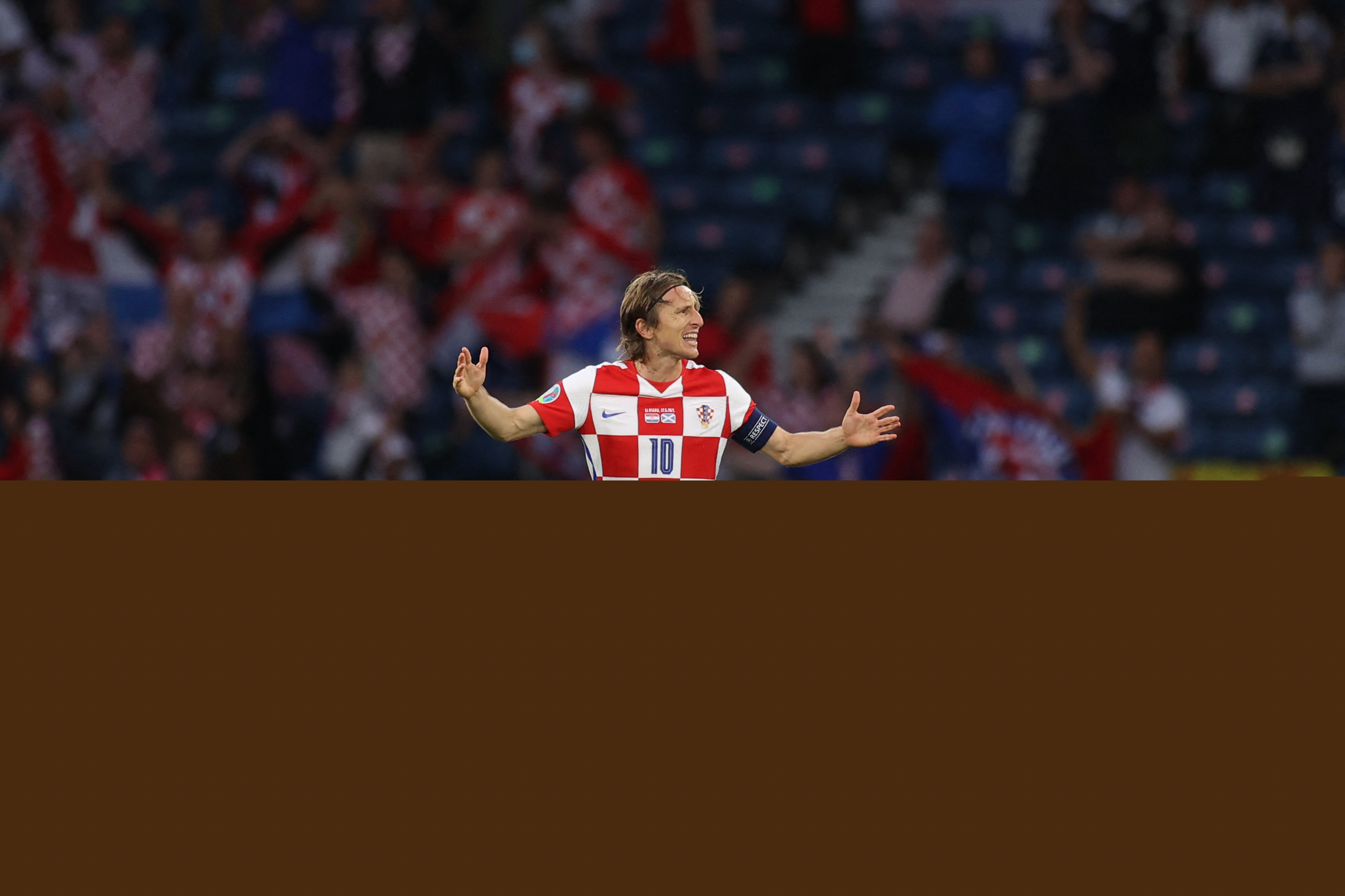 记者：巴萨、曼城、国米、米兰、尤文都看上乌迪内斯中场阿塔（多家豪门竞逐乌迪内斯中场阿塔：巴萨、曼城、国米、米兰与尤文均有意）