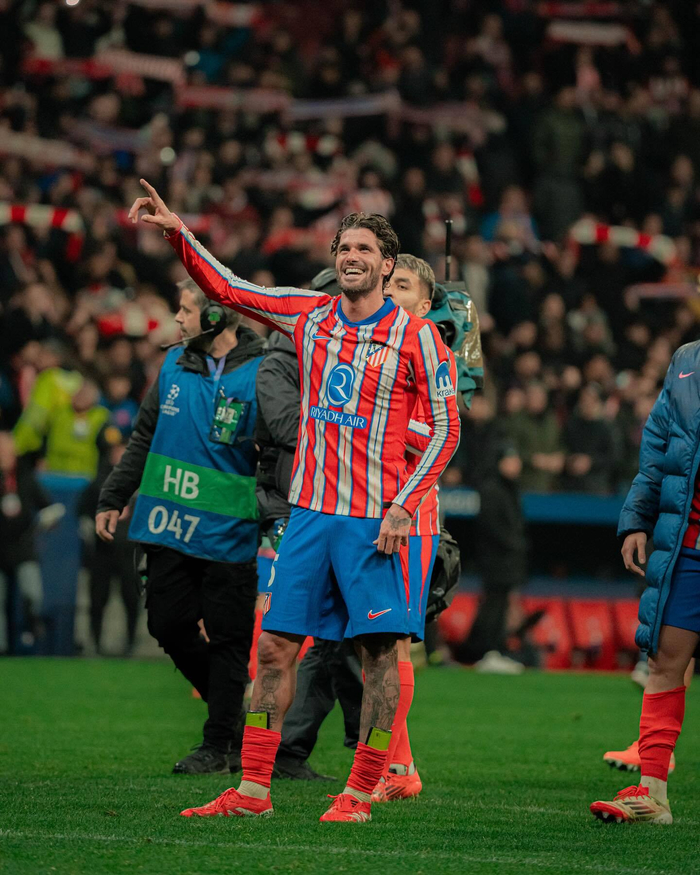 MOBA电竞热度不减 轻竞技模式受欢迎